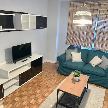 Con Garaje A Un Paso De La Playa *