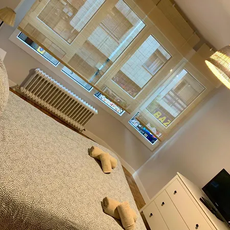 Con Garaje A Un Paso De La Playa * Gijón